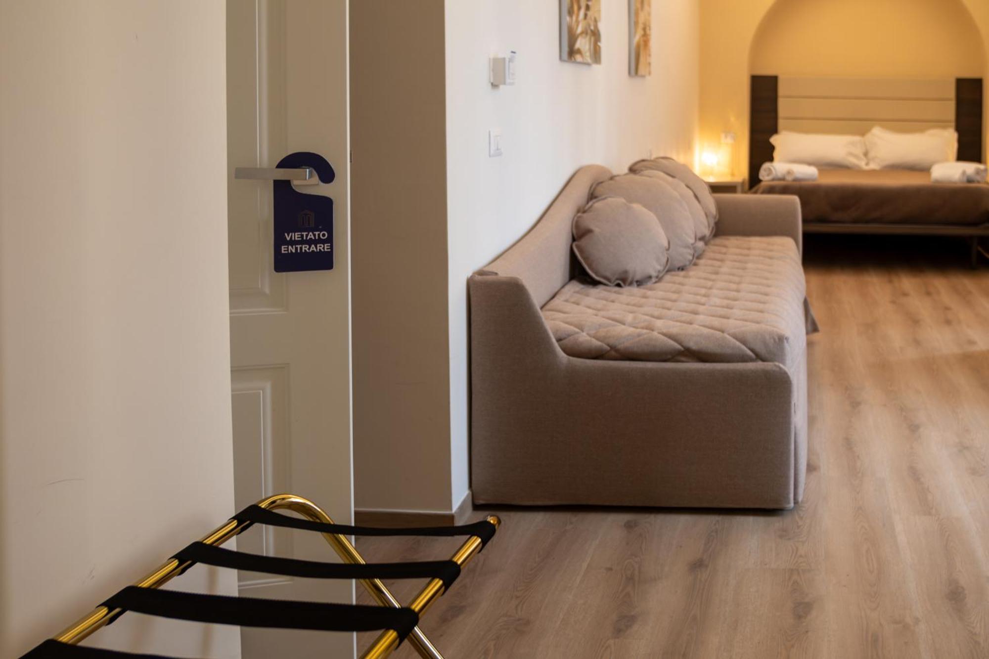 Palazzo Cappuccini Art Relais Otel Napoli Dış mekan fotoğraf